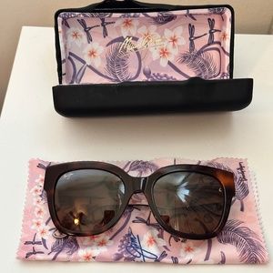 Maui Jim Womens Sunglasses RHYTHYM style brown with tropical pink print. NEW!